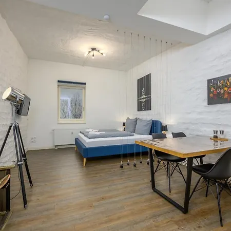 Arbio I Industrial In Bayerischer Appartement